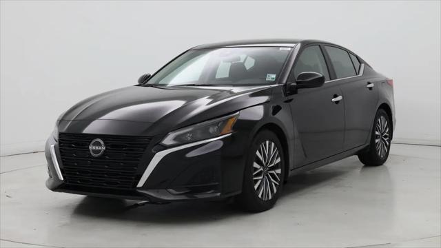 2023 Nissan Altima SV FWD