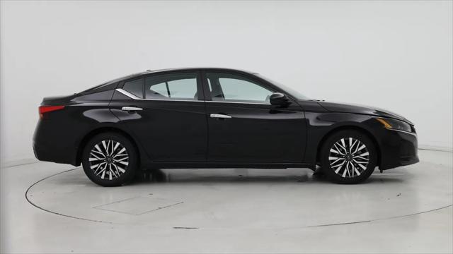2023 Nissan Altima SV FWD