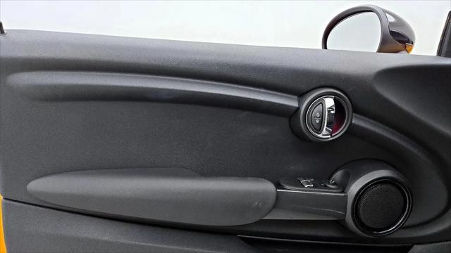 2015 MINI Hardtop Cooper