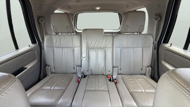 2017 Lincoln Navigator Select