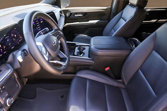 2025 Chevrolet Suburban 4WD Z71