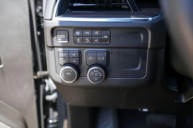 2025 Chevrolet Suburban 4WD Z71