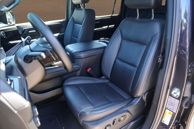 2025 Chevrolet Suburban 4WD Z71