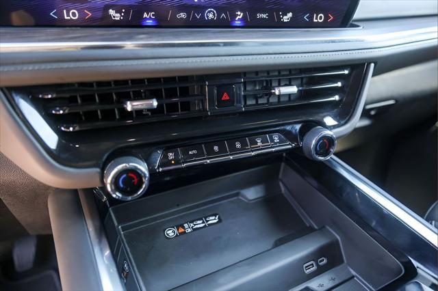 2025 Chevrolet Suburban 4WD Z71