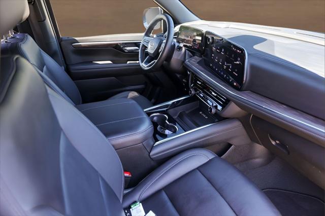 2025 Chevrolet Suburban 4WD Z71