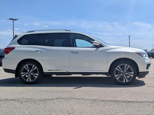 2017 Nissan Pathfinder Platinum