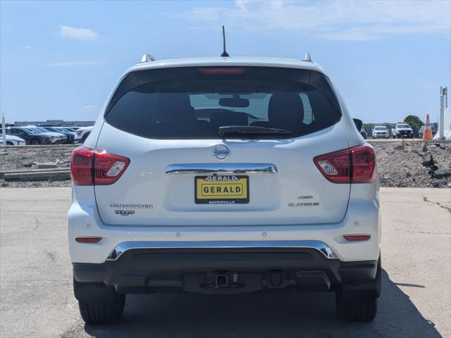 2017 Nissan Pathfinder Platinum
