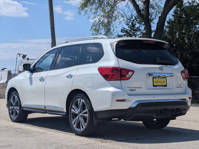 2017 Nissan Pathfinder Platinum