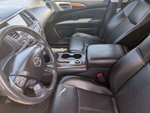 2017 Nissan Pathfinder Platinum
