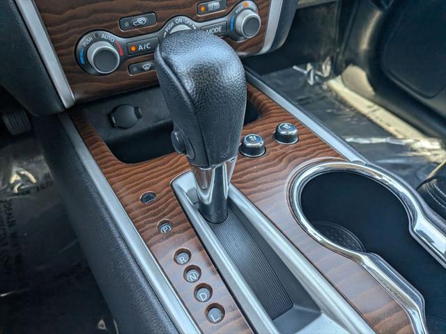 2017 Nissan Pathfinder Platinum