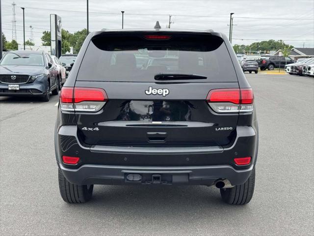 2022 Jeep Grand Cherokee Laredo E 4x4