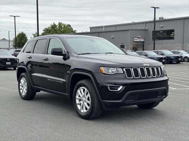 2022 Jeep Grand Cherokee Laredo E 4x4