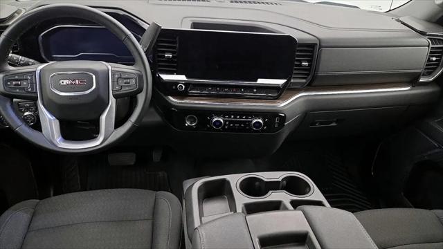 2024 GMC Sierra 1500 4WD Crew Cab Short Box Elevation with 3VL