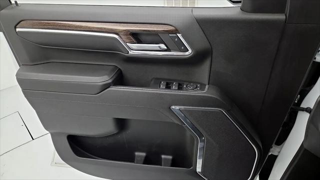 2024 GMC Sierra 1500 4WD Crew Cab Short Box Elevation with 3VL