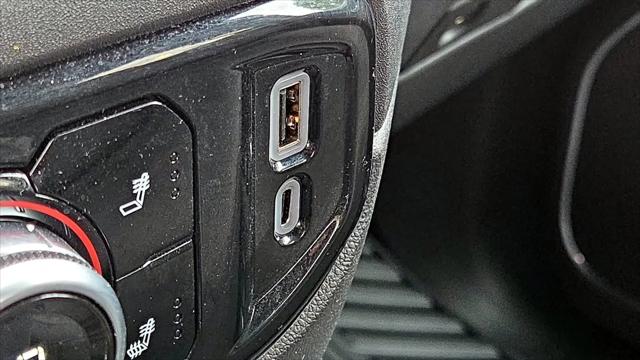 2024 GMC Sierra 1500 4WD Crew Cab Short Box Elevation with 3VL