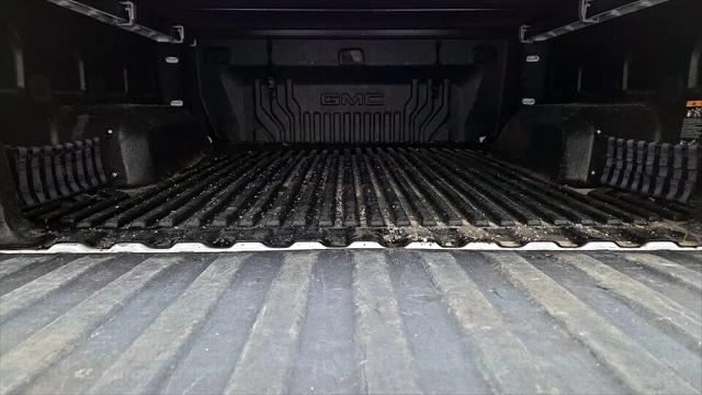 2024 GMC Sierra 1500 4WD Crew Cab Short Box Elevation with 3VL