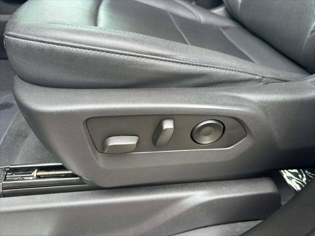 2023 Chevrolet Silverado 1500 4WD Crew Cab Short Bed LTZ