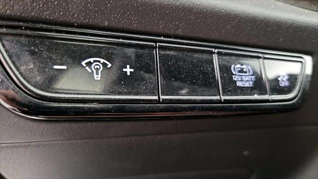 2023 Kia Niro EX Touring
