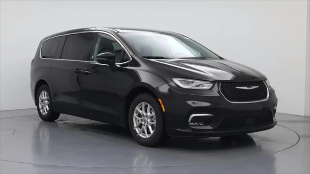 2023 Chrysler Pacifica Touring L for sale in Nashville, TN