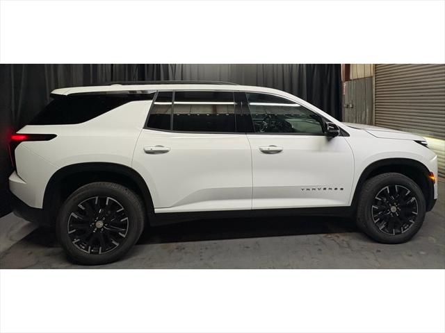 2026 Chevrolet Traverse FWD LT