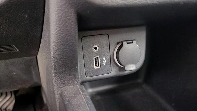 2022 Nissan Kicks S Xtronic CVT