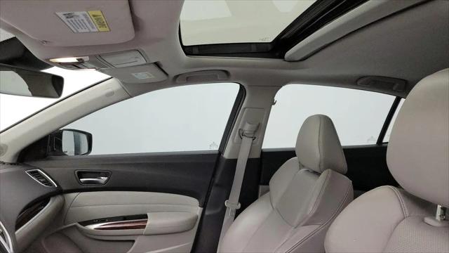 2017 Acura TLX w/Technology Package