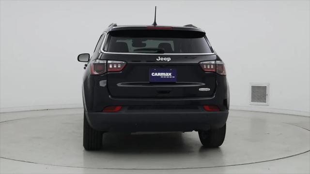 2022 Jeep Compass Latitude FWD