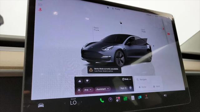2022 Tesla Model 3 Rear-Wheel Drive