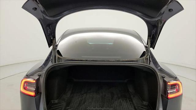 2022 Tesla Model 3 Rear-Wheel Drive
