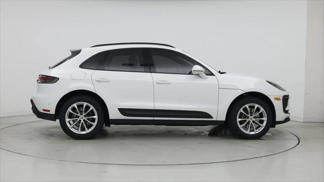 2023 Porsche Macan T