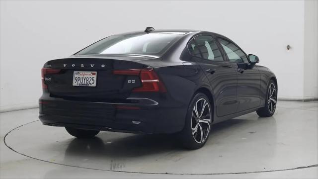 2024 Volvo S60 B5 Core Dark Theme