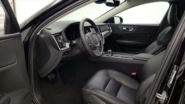 2024 Volvo S60 B5 Core Dark Theme