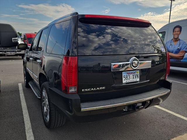 2007 Cadillac Escalade Standard