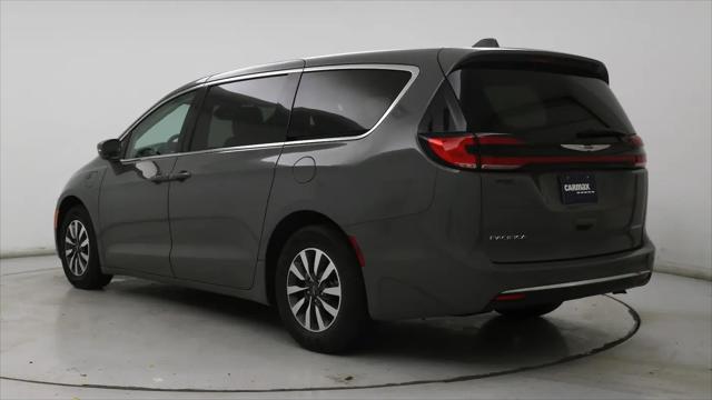 2022 Chrysler Pacifica Hybrid Touring L