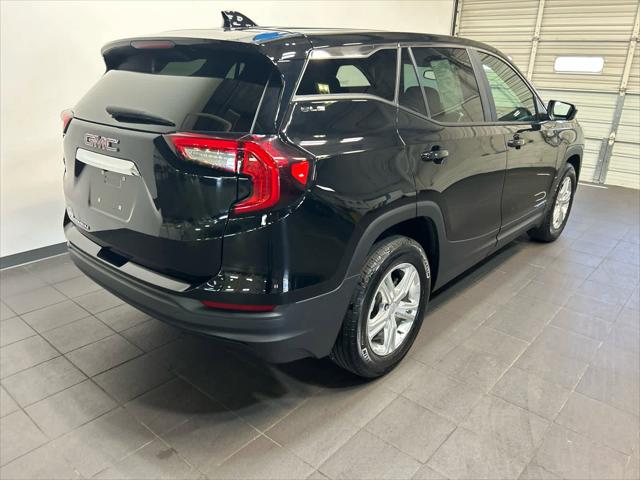 2023 GMC Terrain FWD SLE 2023 GMC Terrain FWD SLE