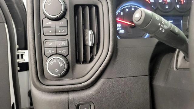 2023 Chevrolet Silverado 1500 4WD Crew Cab Short Bed WT