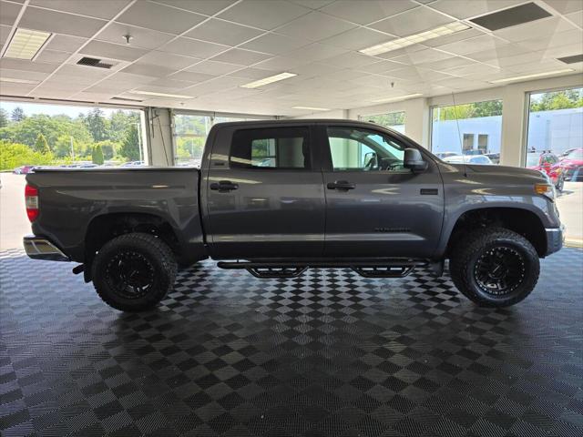 2018 Toyota Tundra SR5 5.7L V8