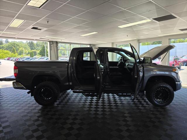 2018 Toyota Tundra SR5 5.7L V8
