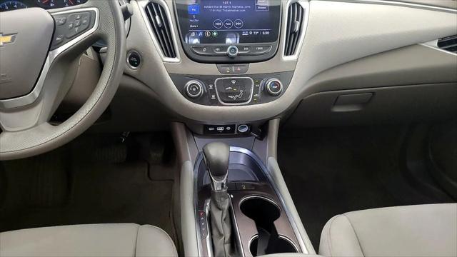 2022 Chevrolet Malibu FWD 1FL