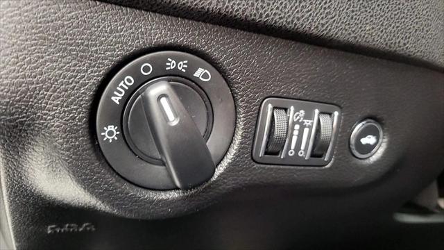 2022 Dodge Charger SXT RWD