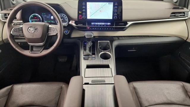 2024 Toyota Sienna Platinum