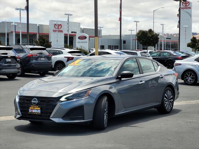 2024 Nissan Altima SV FWD