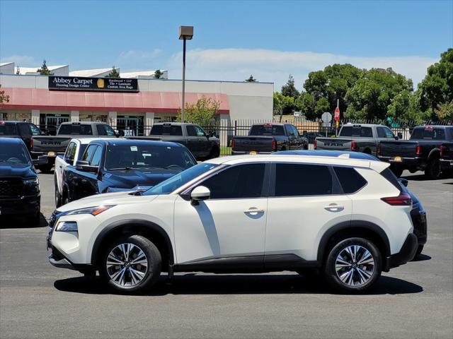 2023 Nissan Rogue SV FWD