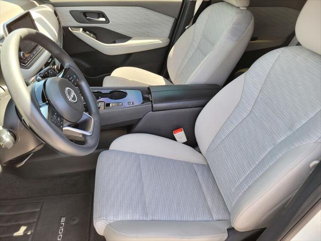 2023 Nissan Rogue SV FWD