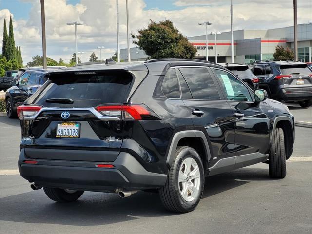 2021 Toyota RAV4 Hybrid LE