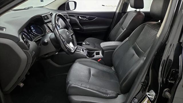 2017 Nissan Rogue Sport SL
