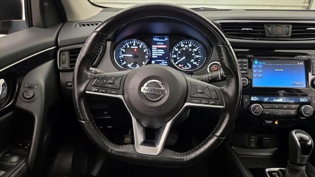 2017 Nissan Rogue Sport SL