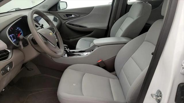 2022 Chevrolet Malibu FWD 1FL