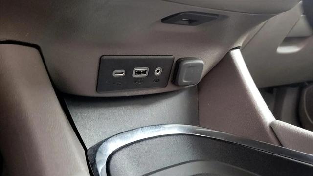 2022 Chevrolet Malibu FWD 1FL