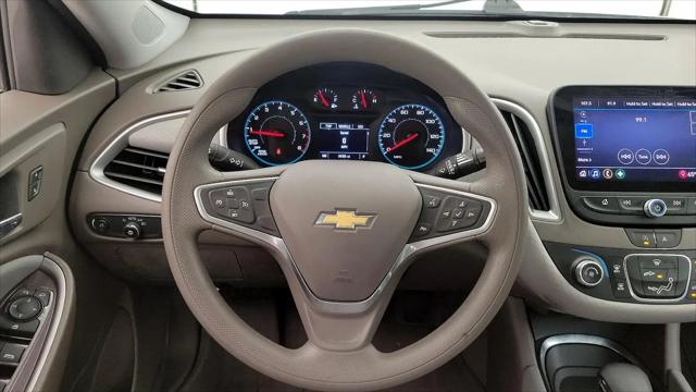 2022 Chevrolet Malibu FWD 1FL